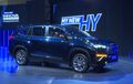 Perbandingan Fitur Toyota Innova Zenix dan Innova HyCross yang Muncul di India