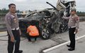 Dalam 2 Hari Sebanyak 3 Mobil Terlibat Kecelakaan Tabrak Belakang Truk di Tol. Ada Apa?