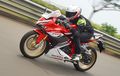 Serem, Akselerasi New New CBR250RR SP QS 2022 Kalahkan Ninja ZX-25R, Beda Seberapa Jauh?