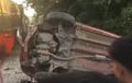 Toyota Agya Gelimpang Tak Keruan, Terseret 200 Meter, Satu Keluarga Tewas
