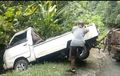 Belum Sampai Rumah, Suzuki Carry Baru Dibeli Loncat ke Jurang 30 Meter