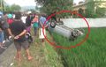 Toyota Rush Kayang di Sawah Polman, Sopir Terancam 6 Tahun Penjara