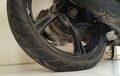 Bukan Bocor, Ini Penyebab Ban Motor Kempis saat Lama Tidak Digunakan