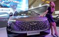 Luna Maya Kepergok Sambangi IIMS 2023, Ternyata Mau SPK Mobil Baru Ini