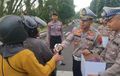 Pemotor Enggak Bawa STNK Awalanya Deg-degan Disetop Polisi, Pulangnya Malah Full Senyum
