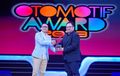 Jadi Pendatang Baru yang Diminati, Wuling Air ev Sabet Penghargaan Rookie of The Year OTOMOTIF Award 2023