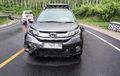 Honda BR-V Mematung di Jalan, Sudut Bumper Depan Jadi Bukti, Pengendara Blade Tewas
