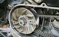 Pantas Saja Pulley Aus Bikin Tarikan Motor Matic Berat, Ini Alasannya