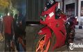 Pria Songong Naik Kawasaki Ninja 250 Diamuk Massa, Kelakuan Pantes Dapat Lebih
