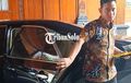Mobil Dinasnya Ditinggal di Area Parkir Liar, Kini Gibran Berangkat Ngantor Pakai Mobil Ini