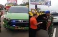 Toyota Venturer Hijau Army Sok Gagah Pakai Strobo di Jalan Tol, Pelatnya TNI tapi Berakhir Disetop Provos