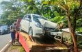Niat Nganter Anak Lihat Laut Batal, Honda Mobilio Pulang Digendong Towing, Bodi Cekung
