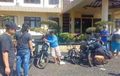 Markas Maling Motor Spesialis Tepi Sawah Dikepung Polisi, Pelor Panas Tembus Kaki Kiri