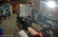 Tiga Motor Raib Hitungan Menit, Alarm Bunyi Dikira Menantu, Maling Pakai Teknik Patah Leher