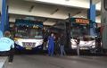 Kernet Bus Ternyata Punya Tugas Penting, Cuma Bisa Tidur Kalau Kondisinya Begini