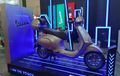 Intip Langsung Detail Vespa Elettrica, Tidak Pakai Charger Eksternal!