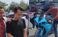 Yamaha R1 Digiring Polisi, YouTuber Emak Gila Tertunduk Akibat Lakukan Ini