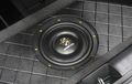 Modifikasi Audio Mobil Buat Harian Segini Ukuran Subwoofer yang Cocok