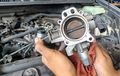 Bersihkan Throttle Body Mobil Ada Tekniknya, Jangan Asal Semprot