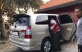 Kijang Innova Gegerkan Warga Bantul, di Atas Jok Pengemudi Tergeletak Mayat Mulut Berbusa