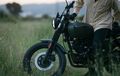 Scrambler Millitary Look Ini Cocok Buat Menjelajah, Sekali Full Tank Bisa Ngacir 560 Km