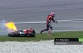 Seram! Video Detik-detik Motor Aleix Espargaro Terbakar di FP1 MotoGP Malaysia