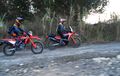 Honda CRF250L vs CRF250 Rally Mana Yang Lebih Enak Dipakai Off Road? Tonton Videonya