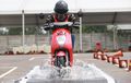 Aman Enggak Motor Listrik Honda EM1 Menerobos Banjir? Ini Kata AHM