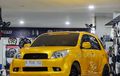 Mata Langsung Nengok Pas Lewat Daihatsu Terios Berjubah Kuning Ini