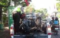 Honda Vario 125 dan Sepeda Kumbang Diangkut Ford Ranger Polisi, Kondisi Melengkung Sana-sini