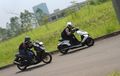 Adu Akselerasi Zeeho AE8 Versus Yamaha Lexi 155, Hasilnya Tak Terduga!