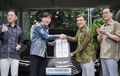 Shin Tae-yong Terima Mobil Listrik Genesis G80, Apresiasi Hyundai Atas Timnas Sepak Bola Indonesia