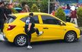 Honda Brio Jadi Sasaran Tendang Saat Karnaval, Sopir Singgung Arahan Panitia