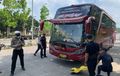 Kadung Emosi, Aparat Gabungan Potongi Kabel Klakson Bus-bus Ngeyel Saat Razia di Bandung