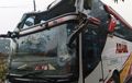 Atap, Kaca dan Spion Bus Pariwisata Cacat Saat Liburan, Digebrak Makhluk Tinggi Lebat di Gunungkidul