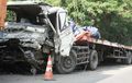 Petugas Kaget, Gandengan Truk Trailer Pemicu Laka KM 92 Tol Cipularang Beda Sama Uji KIR