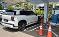 Mobil Listrik Aion V Isi Daya Listrik D SPKLU, Butuh Waktu Berapa Lama?