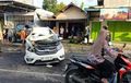 Honda BR-V Bonyok Pipi Kanan, Kerasnya Duel Terdengar Sampai Ratusan Meter