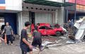Kronologi Pilu Hyundai Avega Terbang Hantam 5 Kendaraan di Jatinangor, Satu Nyawa Terseret di Kolong