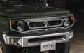 Suzuki Jimny Berwajah Unik, Pinjam Grill Toyota Corolla Lawas, Begini Jadinya