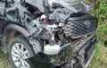 Tragedi Kecelakaan Bupati Kuansing dan Istri, Bodi Kijang Innova Zenix Hancur Menganga