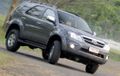 Mau Beli Toyota Fortuner Bensin Tahun 2006, Segini Kisaran Harganya