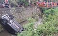 Grand Vitara Anggota DPRD Tulungagung Kayang di Sungai, Ada Jejak Rem Brio Sepanjang 100 Meter