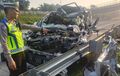 Pajero Sport Bak Keluar Mesin Cincang di Tol Semarang-Batang, Polisi Kejar Truk ke Arah Barat