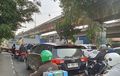 Durasi Lampu Merah di Daan Mogot Bikin Ampun, Cewek Nunggu Bisa Sambil Dandan Dulu