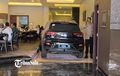 Fakta Mobil Listrik MG ZS Terobos Tjokro Hotel, Total Penumpang Sampai Skill Sopir