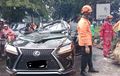 Pengemudi Lexus RX 300 F Sport Lepas Nyawa Secara Tragis, Atap Utuh Berubah Gepeng Menempel Jok