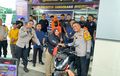 Bu Nani Senyum Bahagia di Kantor Polisi, Sempat Murung Empat Hari Pikirkan Nasib Honda BeAT Kredit