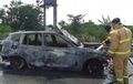 Mobil Mewah Tak Tersisa, BMW X3 Kandas di Gerbang Tol Belahanrejo