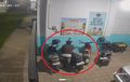 Dapur MBG di Bumiayu Gempar Saat Dini Hari, Honda BeAT Pegawai Jadi Santapan Lezat Pria Berhoodie